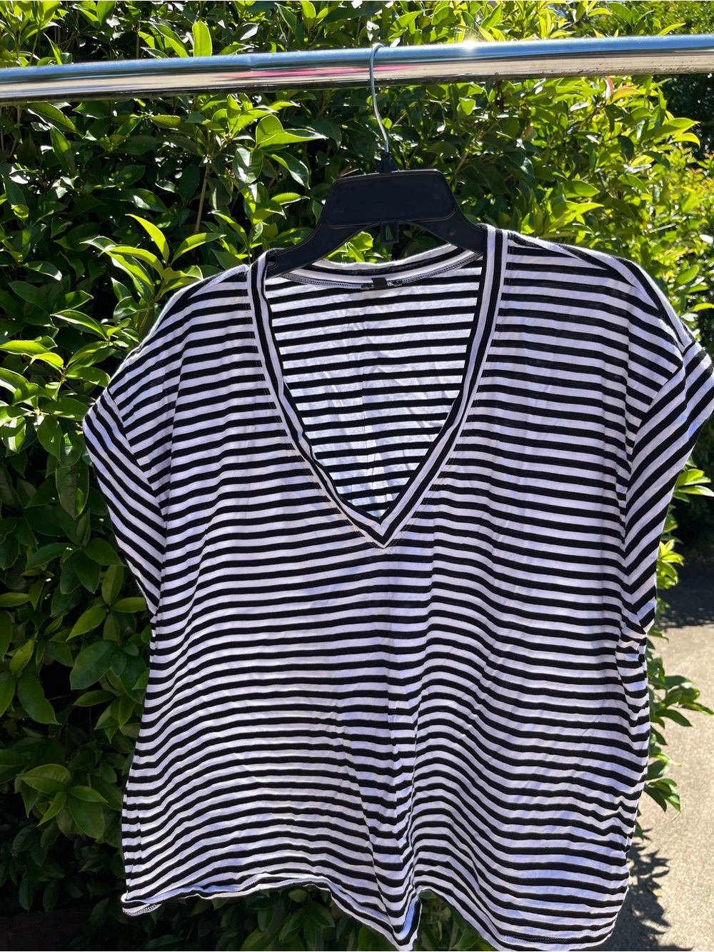 Express Black and White Striped V-Neck Short Sleeve Tee